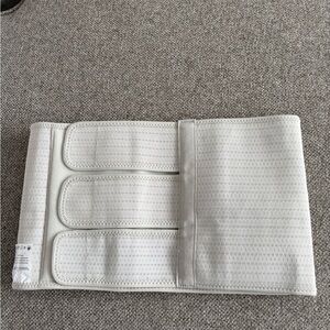 Frida mom postpartum support band